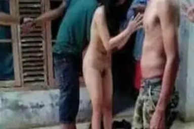 Lagi Ngentot di Grebek Massa